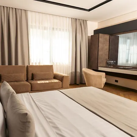 Venus 5* Lipjan