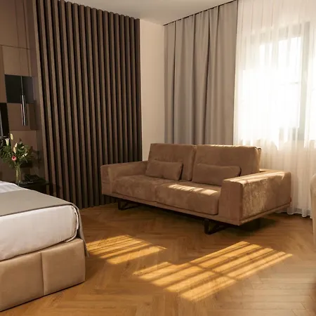 Venus Hotel