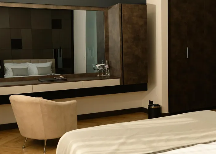 ホテル Venus Lipjan