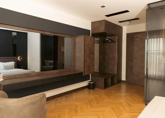 Venus ホテル Lipjan