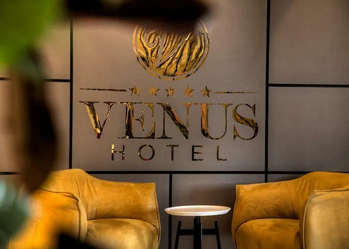 Venus ホテル 5*